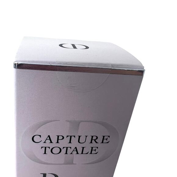 Dior Capture Skincare Bundle Capture Totale & One Essential - Picture 11 of 11
